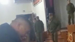 Del videoja që tregon përplasjet e rekrutimit në Rusi: “Përse po bërtisni si vajza të vogla?!”
