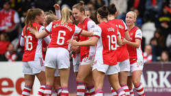 Rekord në futbollin e femrave në Angli