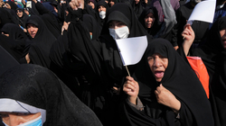 Nuk ndalen thirrjet kundër regjimit në Iran