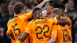 Holanda me fitore konfirmon vendin e parë në grup