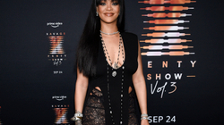 Rihanna performuesja e “Super Bowl 2023”