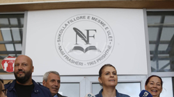 Protestë kundër grevës para shkollës “Naim Frashëri” në Prishtinë