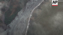 Imazhet satelitore tregojnë kolona të gjata në pikat kufitare të Rusisë