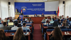 Kryetari i Lipjanit fton në LDK dy asamblistët e larguar nga VV-ja