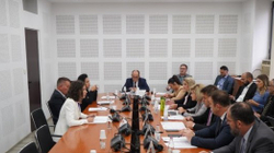 Përplasje e ashpër për “Trepçën”, Muja - Shalës: “Trepçën” e ke shkatërruar ti