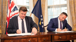 Kosova e Mbretëria e Bashkuar me marrëveshje për zbarkime të përbashkëta ushtarake