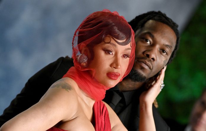 Cardi B me familje rikthehet në filmin “Baby Shark”