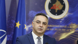 AAK: Seanca e nesërme, alarm i fundit për Qeverinë