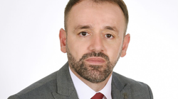 Kryesuesi i Kuvendit Komunal në Fushë-Kosovë, imami Ismaili sulmohet fizikisht pranë xhamisë