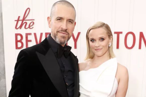Reese Witherspoon paraqet zyrtarisht kërkesën për divorc nga Jim Toth