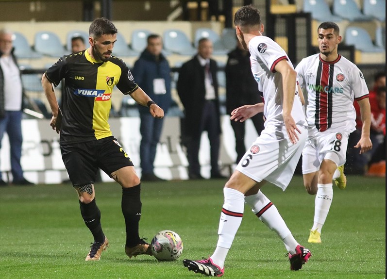 Dresheviqi del fitues ndaj shqiptarëve të Istanbulsporit