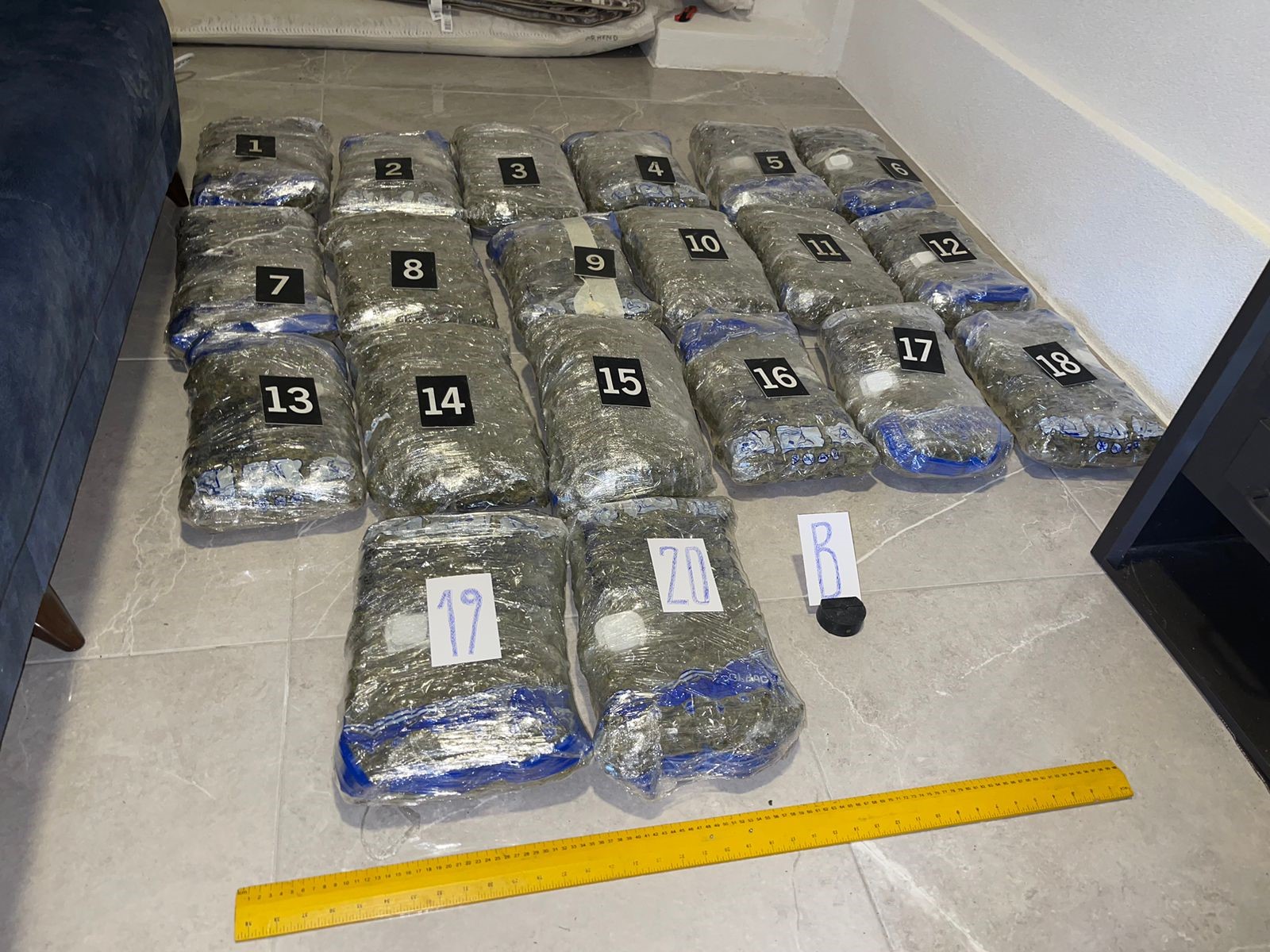 Arrestohet një i dyshuar në Malishevë dhe i konfiskohen mbi 30 kg marihuanë