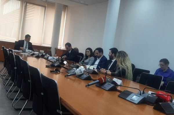 Komisioni rekomandon kthimin në pikën zero të procesit të përzgjedhjes së guvernatorit