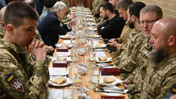 Zelensky shtron iftar për ushtarët myslimanë
