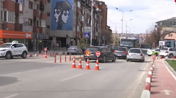 Punimet në rrugë shkaktojnë tollovi në kryeqytet