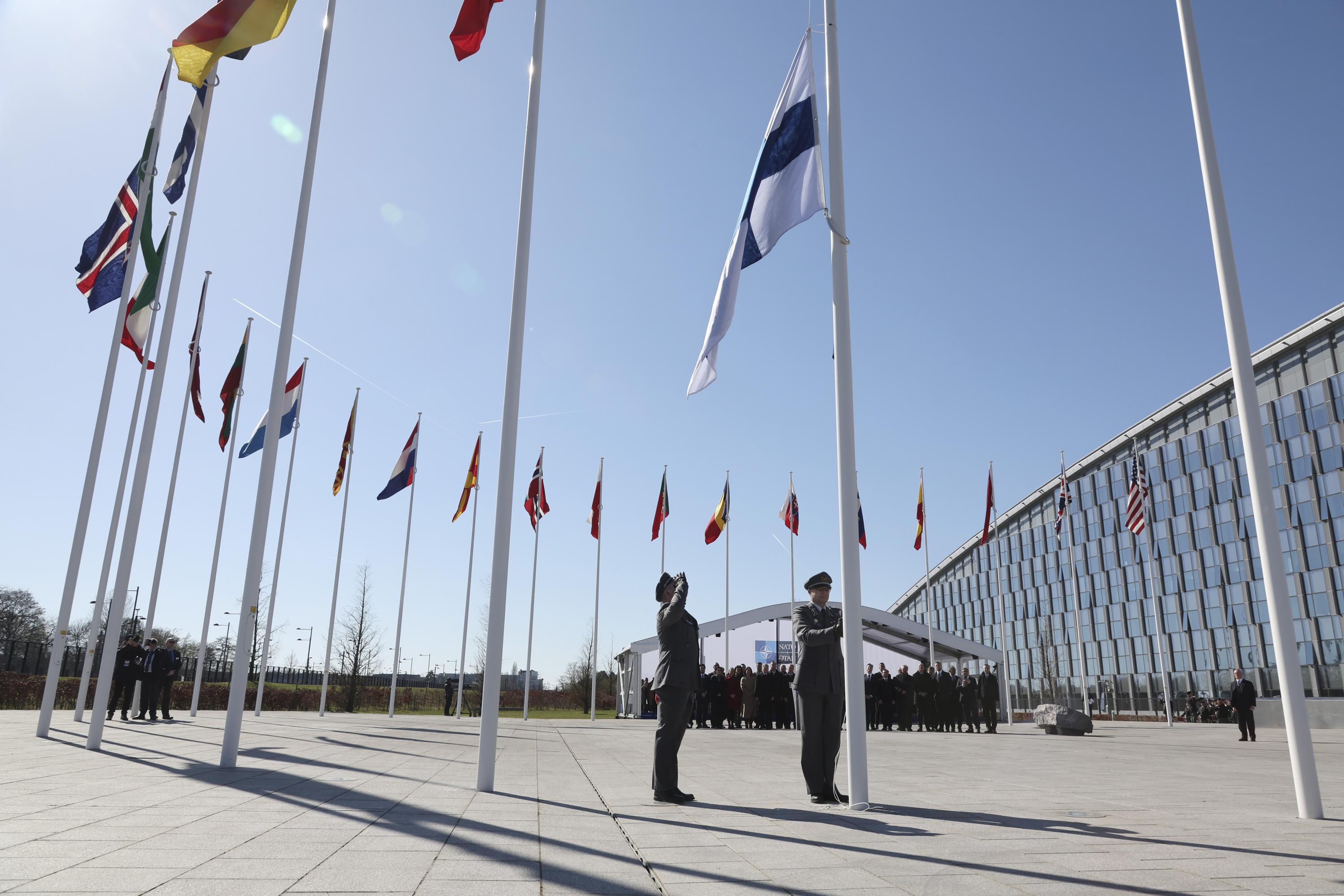 Rusia do të rrisë mbrojtjen ajrore për të kundërshtuar anëtarësimin e Finlandës në NATO