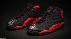 Atletet e Michael Jordanit shiten për 2.2 milionë dollarë