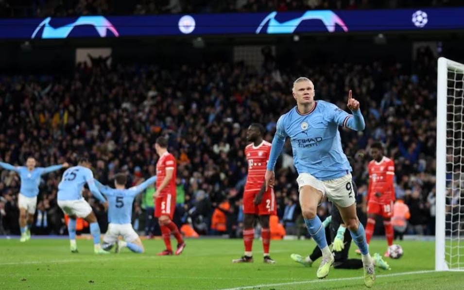 City – Bayern, formacionet zyrtare