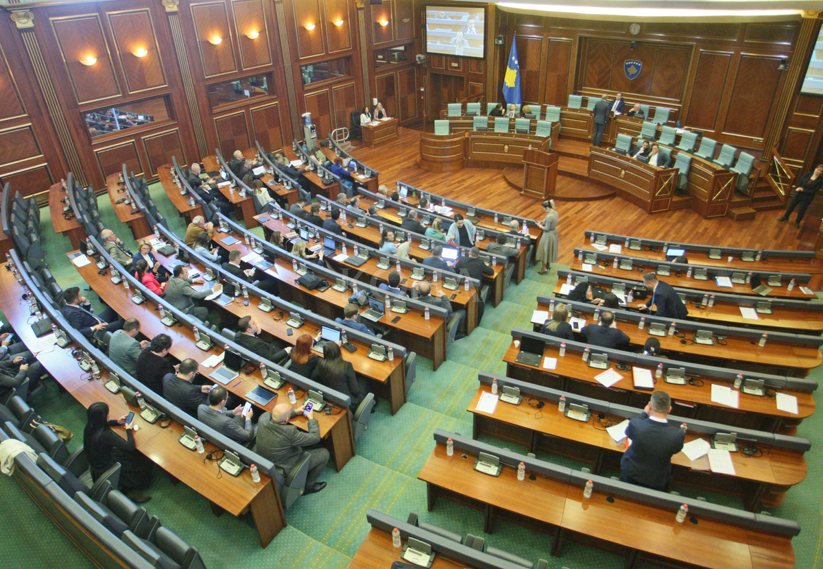 Opozita e kushtëzon votimin në Kuvend me çështjen e mjeteve vetjake të komunave