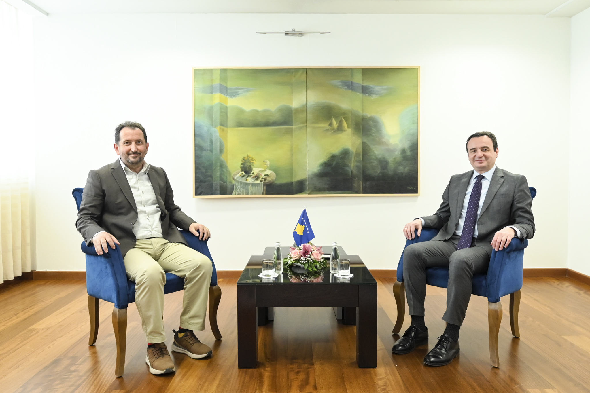 Kurti emëron këshilltar për marrëdhëniet me Maqedoninë e Veriut