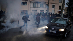 Sindikatat franceze bëjnë thirrje për ashpërsimin e grevave