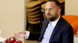Rukiqi: Qeveria e ka ngufatur ekonominë, s’ka investime kapitale