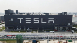 Tesla fillon të prodhojë modelin Y në Shangai
