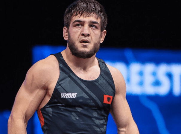 Abakarov i Shqipërisë fiton medalje të argjendtë në Evropianin e mundjes