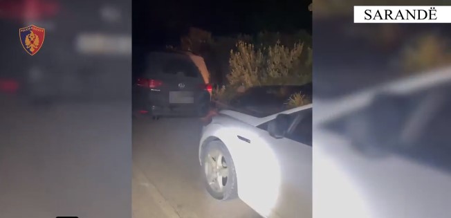 Policia në Sarandë arreston tre kosovarë, tentuan t’ua kalonin kufirin ilegalisht 26 emigrantëve