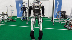 ARTEMIS, roboti që luan futboll është gati për fushë