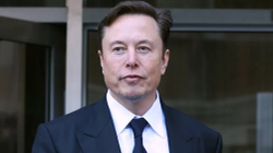 Krerët e Samsungut dhe Teslas takohen për bashkëpunim