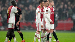Ajaxi rrezikon të mbetet jashtë Championsit për herë të parë pas 13 vjetësh