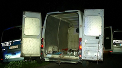 Gjermani, furgoni me 29 migrantë sirianë përplaset me veturë të policisë