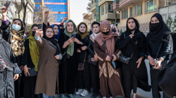 Gratë afgane protestojnë kundër njohjes ndërkombëtare të qeverisë talebane