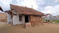 Komuna e Shtimes dështon t’i ndajë 9 banesa komunale për familjet skamnore