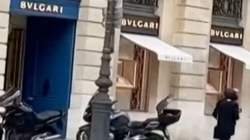 Të veshur me stil, grabitësit vjedhin stoli 15 milionë euroshe në zemër të Parisit