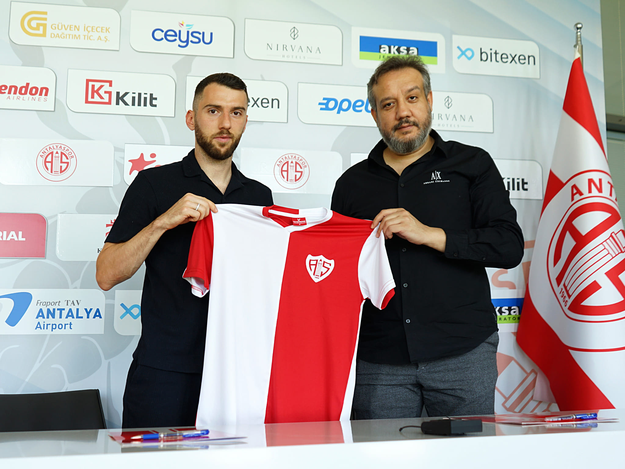Bytyqi në ligën që e njeh mirë, pas largimit “pa gjurmë” nga Olympiacosi