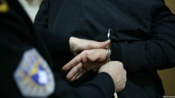 Arrestohet një i dyshuar për shantazh ndaj një gruaje në Gjilan