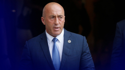 Haradinaj i bën thirrje Kurtit që t’ua plotësojë kërkesat policëve