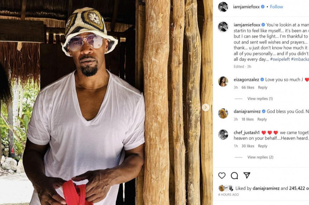 Jamie Foxx flet pas trajtimit të gjatë spitalor
