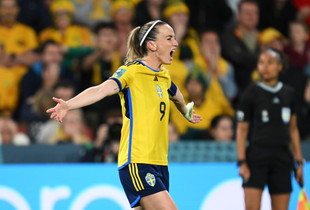 Kosovare Asllani