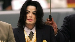 Gjykata rikthen paditë për abuzim seksual kundër Michael Jacksonit