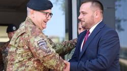 Ministri i ri i Mbrojtjes diskuton me komandantin e KFOR-it për situatën e sigurisë në vend