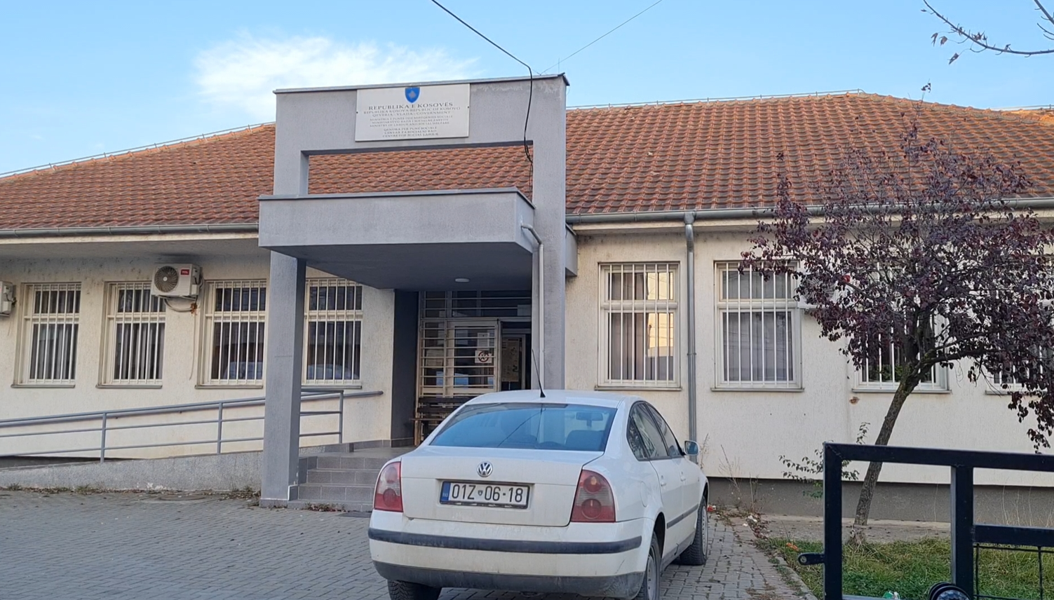 Qendra për Punë Sociale në Podujevë qe katër vjet me ushtrues detyre të drejtorit