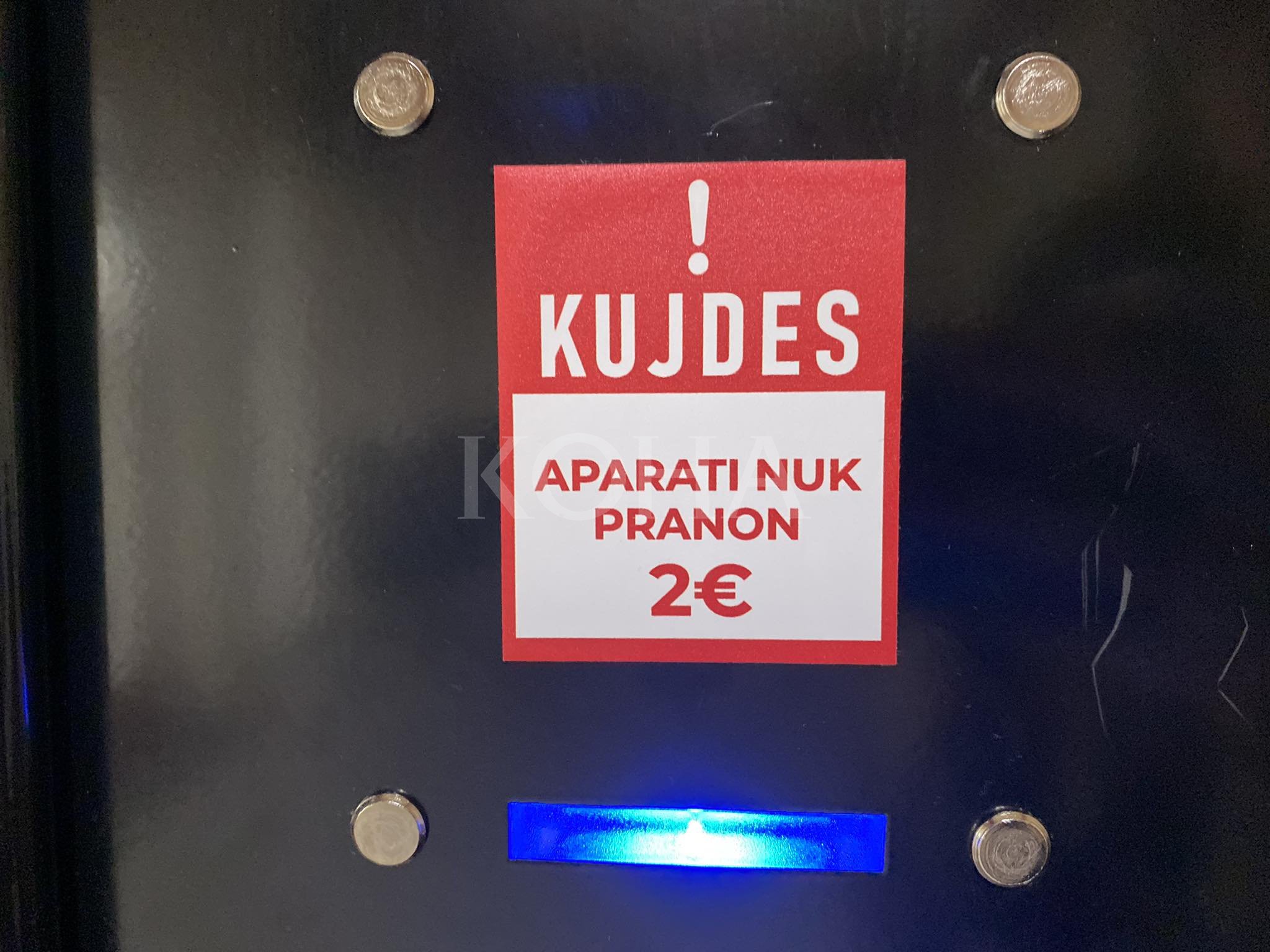 “Nuk pranojmë 2 euro” - Qytetarët në hall me monedhat false 