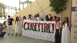 Dutzende Demonstranten fordern beim COP28-Gipfel einen Waffenstillstand in Gaza