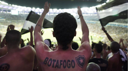 Botafogo humb titullin edhe pse ishte lider dhe kishte 13 pikë më shumë