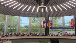 Për anëtarësim në KiE, Kosovës i kërkohen veprime për Asociacionin dhe pronat e Manastirit të Deçanit