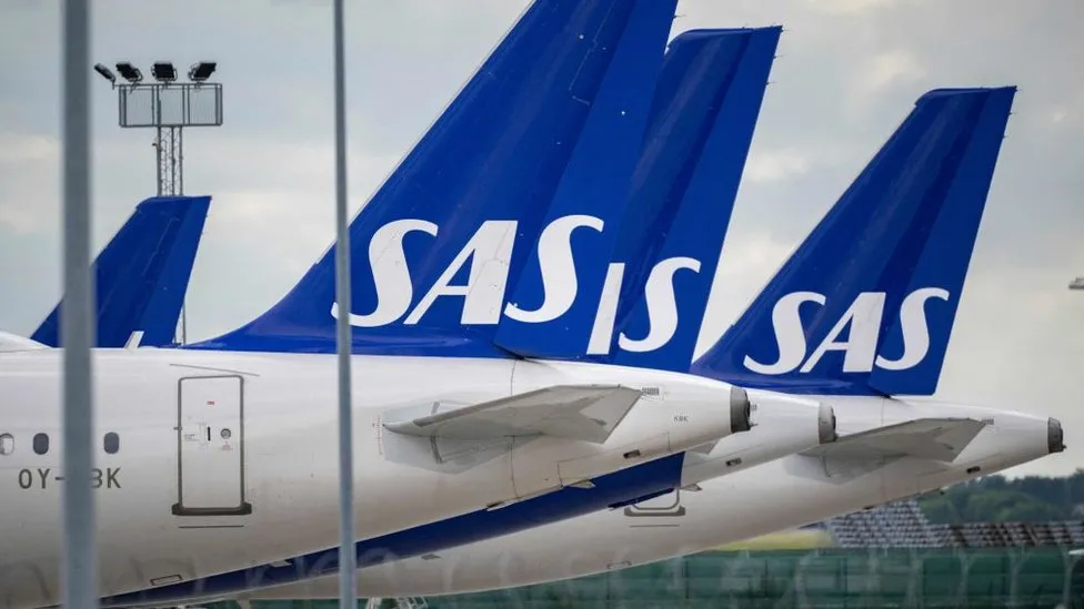 Një person akuzohet se arriti në SHBA nga Danimarka pa pasaportë e pa biletë aeroplani