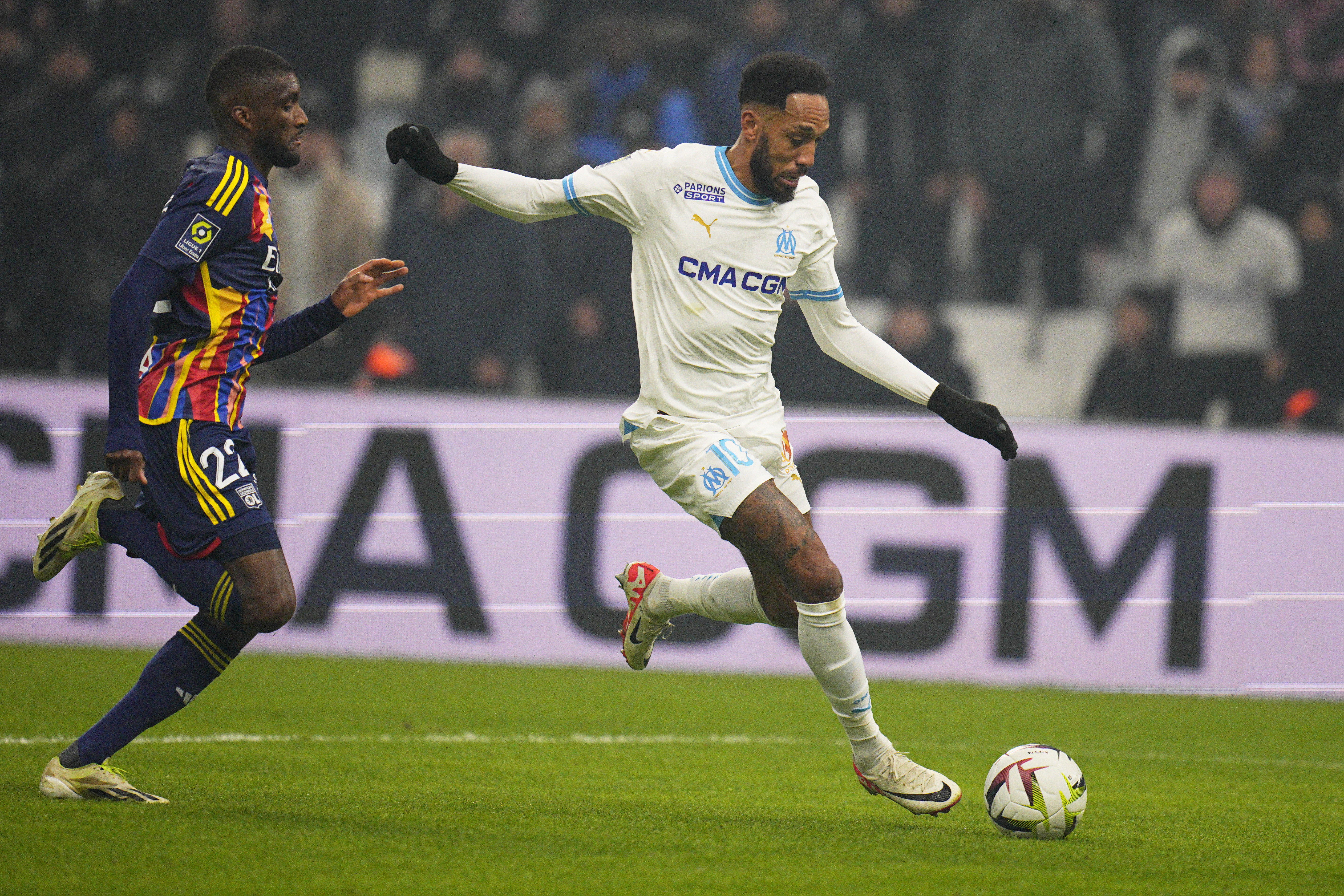 Veterani Aubameyang po e ngre Marseillen gradualisht në Ligue 1